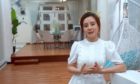 Biệt thự rộng 1.400m2 của Vy Oanh
