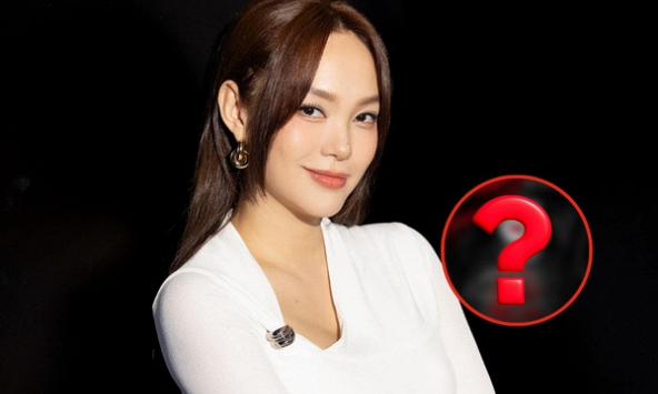 Nụ cười rợn người của Minh Hằng