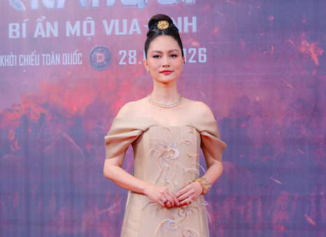 Ai có thể vượt qua sự kiêu sa sang chảnh của mỹ nhân này, đúng chuẩn thần thái thanh lịch từ trong cốt cách 