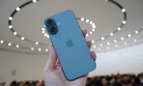 Chiếc iPhone đang giảm giá chạm đáy, đáng mua nhất lúc này