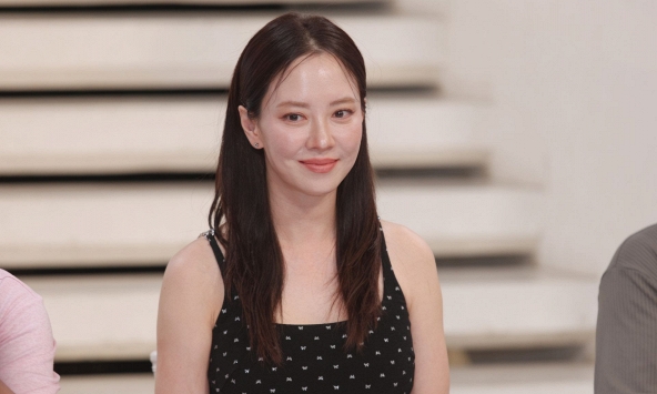 Song Ji Hyo nói về Lê Dương Bảo Lâm: 'Bạn ấy có nguồn năng lượng mà tôi không thể nào theo được'