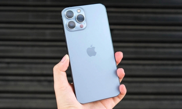 3 chiếc iPhone cũ đang giảm giá mạnh nhất hiện nay