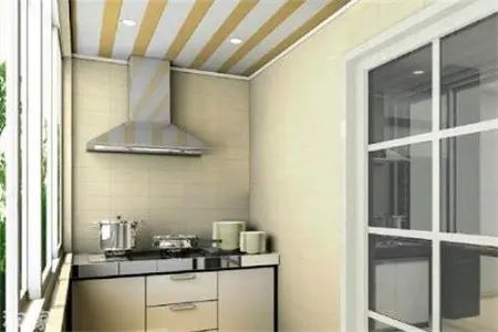 Lời khuyên cho những gia đình đang đặt bếp ở ban công