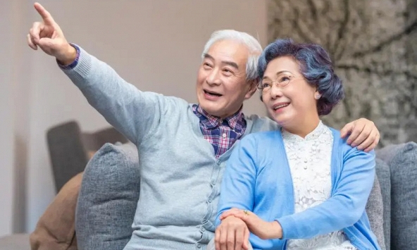 Muốn sống khỏe khi về già, đừng chỉ chăm chăm đi bộ và ngủ nhiều: 2 thói quen nhỏ này cần làm nhiều hơn mỗi ngày