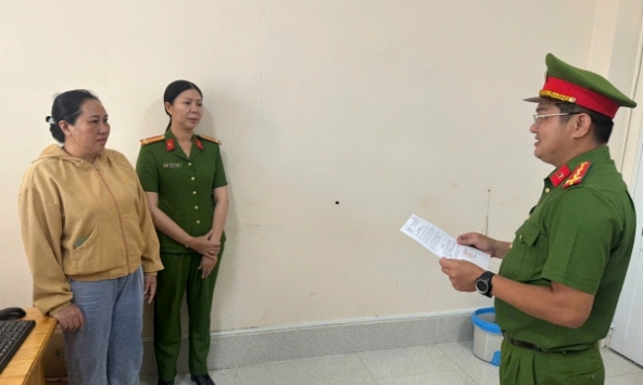 Bắt tạm giam bà chủ Phan Thanh Thúy SN 1974 liên quan đến giao dịch hơn 1,5 tỷ đồng