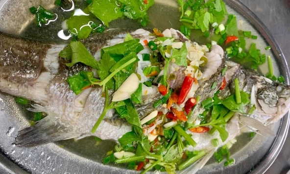 Ngày càng có nhiều người tử vong vì ung thư, bác sĩ khuyên: 'Chịu đói còn hơn mê ăn 4 loại cá này'