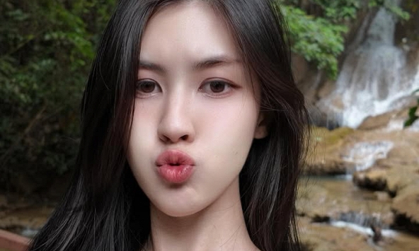 Việt Nam vô địch, một hot girl Thái Lan bất ngờ 'viral' trở lại, khiến MXH bàn tán thích thú