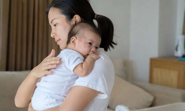 Chăm sóc trẻ nôn trớ đúng cách theo khuyến nghị của chuyên gia