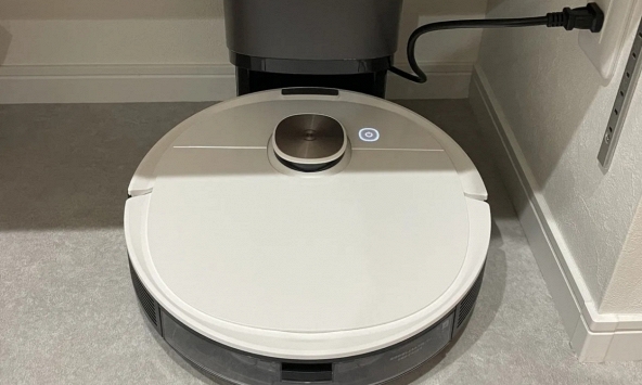 Bật robot hút bụi từ xa, chồng phát hiện bí mật của vợ: Thắng kiện rồi bất ngờ thành bị cáo