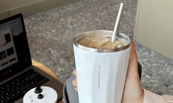 Lời khuyên cho những người thường xuyên đựng trà, cà phê trong bình giữ nhiệt