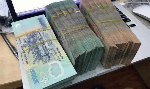 Nguyễn Thị Thanh Huyền SN 1976 chuyển 18.000.000 đồng vào 1 tài khoản khác cùng tên mình: Công an phối hợp với MB Bank, Viettel Pay xác minh