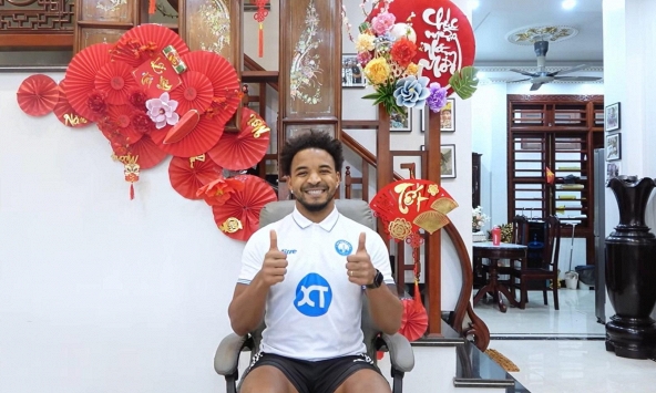 Xuân Son vừa nhận thêm 500 triệu đồng tiền thưởng từ 1 đại gia Việt