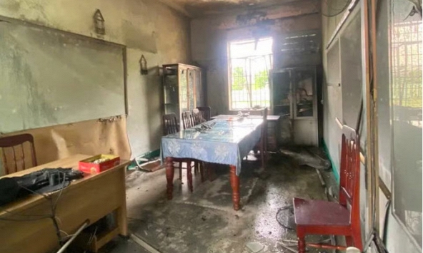 Cháy trường tiểu học, phát hiện Phó Hiệu trưởng tử vong: Người dân nghe thấy tiếng nổ lớn