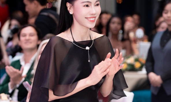 Dạ tiệc Miss World 2026 ở Nha Trang: Hành động bất ngờ của CEO Phạm Kim Dung