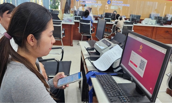 Hỗ trợ sinh con cần đến đúng người ngay khi đăng ký khai sinh