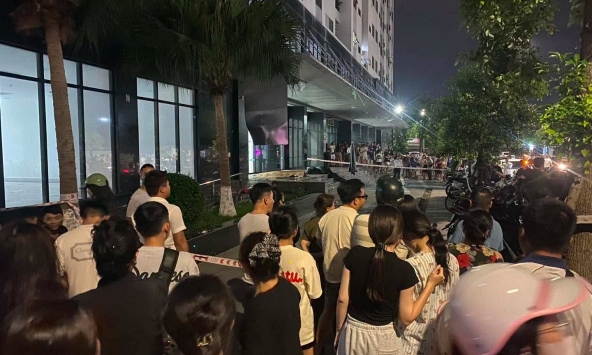 Người đàn ông rơi từ tầng thượng chung cư tử vong: Nhân chứng nghe thấy tiếng hét lớn