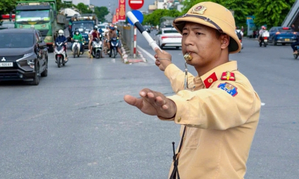 Từ 10h hôm nay, công an thông báo tới những người dân trở lại Hà Nội