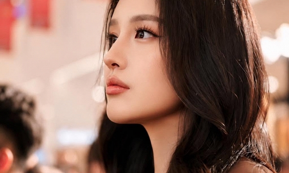 Mai Phương Thúy bất ngờ nhắc chuyện người yêu