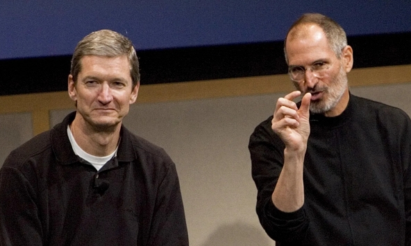Vì sao Steve Jobs không bao giờ vay nợ, còn Tim Cook thì có? Nghiên cứu đoạt giải 'Ig Nobel' hé lộ bí mật nằm ở... tuổi thơ của CEO