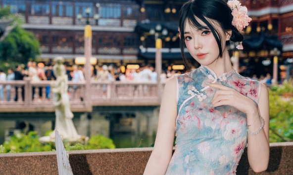 Hóa 'tỷ tỷ Trung Quốc', Remind khiến anh em game thủ ngỡ ngàng trước nhan sắc xinh đẹp