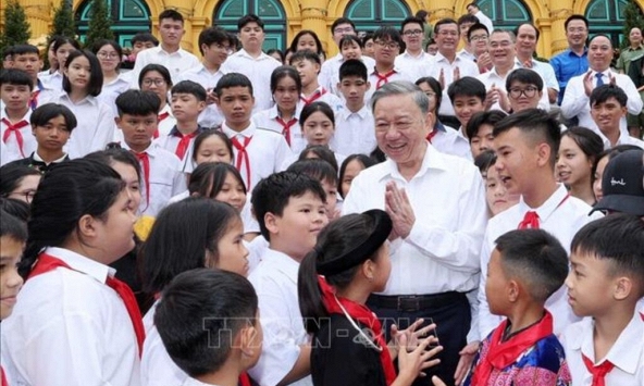 Tổng Bí thư- Chủ tịch nước Tô Lâm: 'Giáo dục phải chủ động mở rộng cơ hội tiếp cận tri thức, nâng cao chất lượng dạy và học'