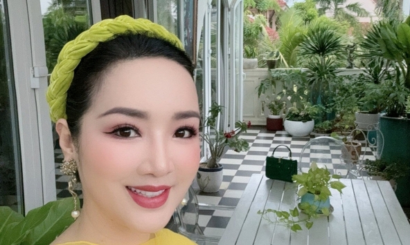 Vườn nhà 200m² của Hoa hậu Giáng My
