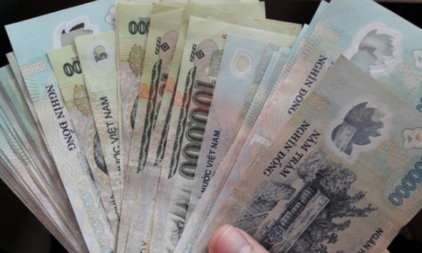Nguyễn Thị Sam SN 1983 chuyển khoản 10.000.000 đồng cho con trai: Công an xác minh giao dịch sau khi nhận tin báo