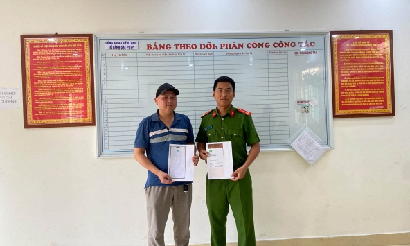 Xác minh giao dịch 300.000.000 đồng chuyển vào tài khoản LPBank của Nguyễn Văn Hợi, công an liên hệ người phụ nữ SN 1998 để làm rõ nguồn tiền