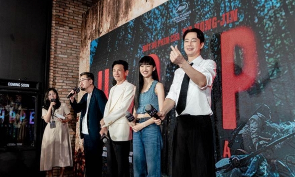 'Hope Vùng Tử Địa' dẫn đầu doanh thu phim ngoại sau tuần đầu công chiếu