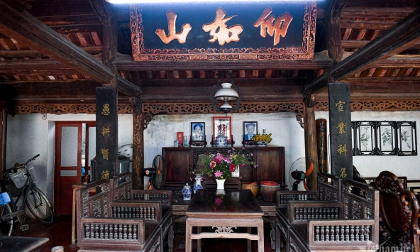 Từng giữ vị trí trang trọng trong nhà 3 gian xưa, nay thành phòng thờ riêng: Đặt ở đâu mới phù hợp?