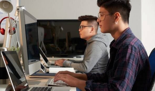 Phát hiện 1 sư cấp cao làm 10 năm ở Big Tech bị sa thải, rời thủ đô về làm giáo viên với mức lương chỉ bằng 1/10