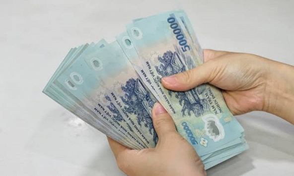 Phát hiện túi xách có 20 triệu đồng tiền mặt ở khu vực Hồ Hoàn Kiếm, công an vào cuộc xác minh thông tin