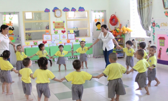 Phổ cập mầm non 5 tuổi, thêm cơ hội để cha mẹ yên tâm đi làm