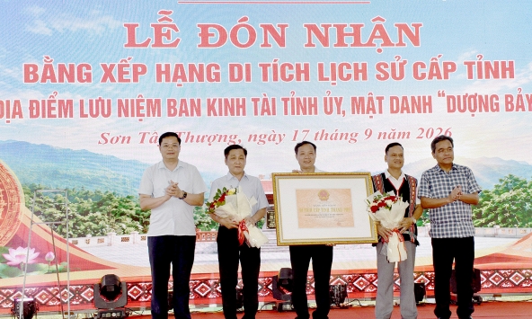 “Dượng Bảy” – Sức sống bền bỉ  giữa đại ngàn Sơn Tây Thượng