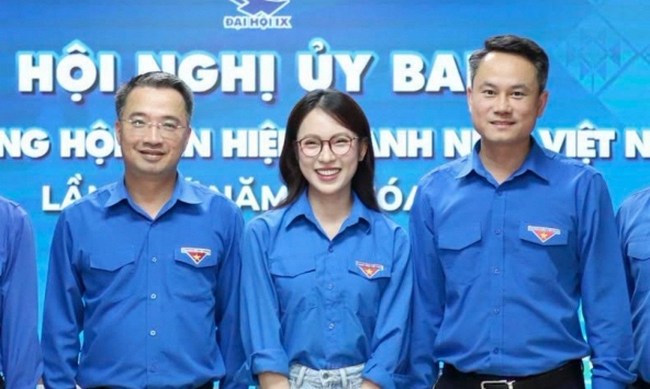 SN 1999 được hiệp thương tham gia Ủy viên Ủy ban Trung ương Hội LHTN Việt Nam, 27 tuổi sở hữu khối tài sản khủng