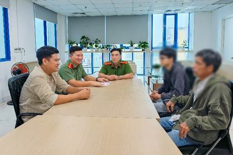 Công an xác minh giao dịch 464.000.000 đồng của tài xế Lê Huy Thanh: Gia đình một học sinh lập tức báo ngân hàng khóa tài khoản