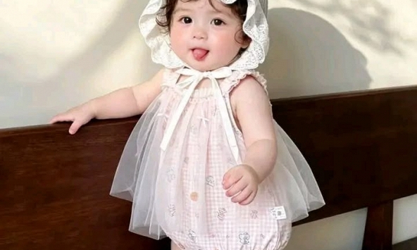 Ngoài điện thoại, 4 yếu tố này cũng có thể ảnh hưởng đến thị lực của trẻ, cha mẹ đừng chủ quan