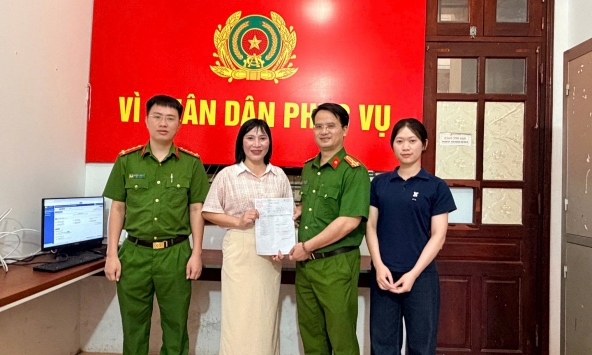 Công an điều tra giao dịch chuyển khoản 1,62 tỷ đồng vào tài khoản nữ giáo viên