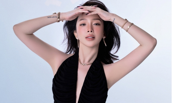 Đau đầu với Tóc Tiên
