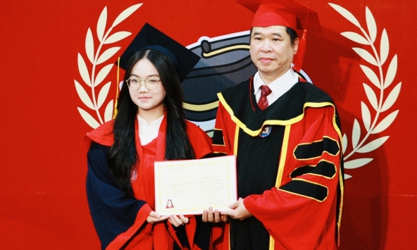 Khi một nữ sinh Sinh học chọn con đường nghiên cứu dài hơi