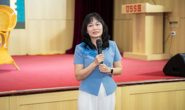 Một cách mở rộng việc đọc và dạy văn học