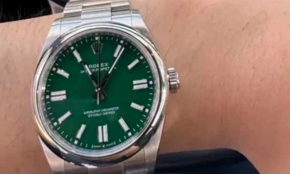 Công an xác minh chiếc đồng hồ Rolex 300 triệu đồng còn nguyên vẹn tại Cảng hàng không quốc tế Phú Quốc