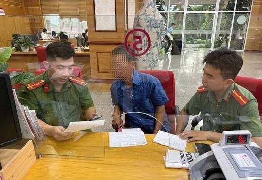 Tất cả người dân có tài khoản ngân hàng chú ý công an sẽ điều tra các giao dịch chuyển tiền bằng công cụ này