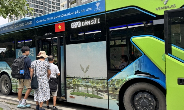Xe buýt TP HCM và hành trình đô thị xanh