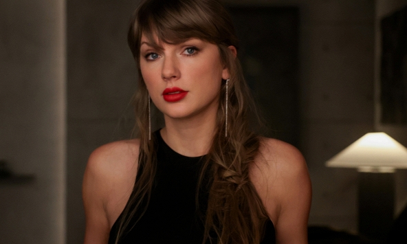Taylor Swift lại bị chê tơi tả