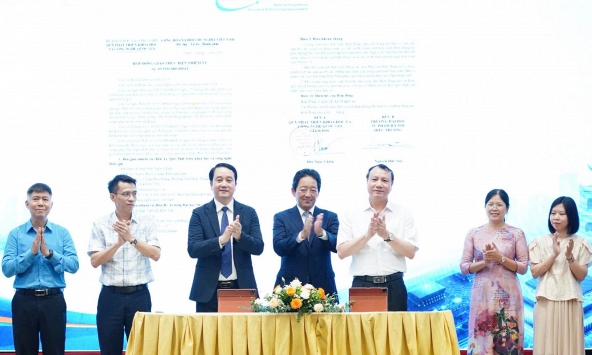 Màng silicon và một hướng đi cho vi mạch ba chiều