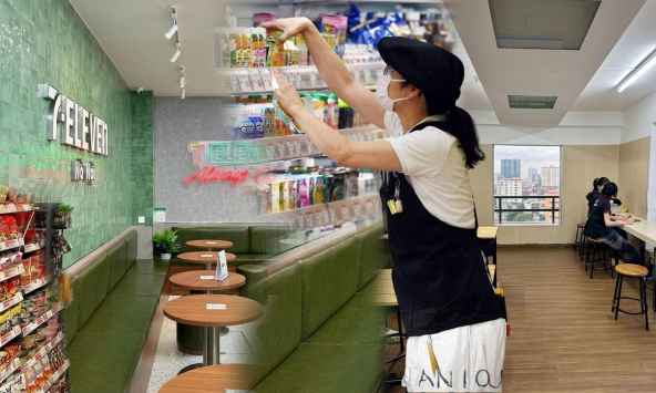 Cả cửa hàng chỉ có 1-2 nhân viên, vì sao cửa hàng tiện lợi vẫn bày cả chục bộ bàn ghế?