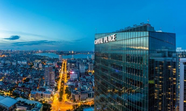 Thị trường văn phòng Hà Nội sắp đổi chiều chủ nhà, khách thuê làm gì?