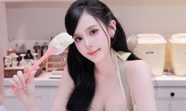 Nhập vai MasterChef, hot girl xinh đẹp bỗng thành 'cô vợ' của năm, khiến anh em game thủ thích thú bật cười