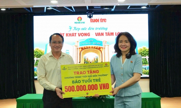 Phân bón Cà Mau dành 500 triệu đồng đồng hành cùng “Tiếp sức đến trường”